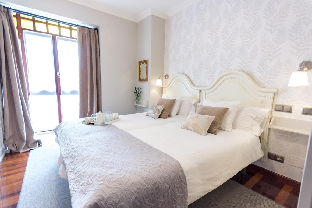 Cuatro Caminos Rooms Torrelavega Εξωτερικό φωτογραφία